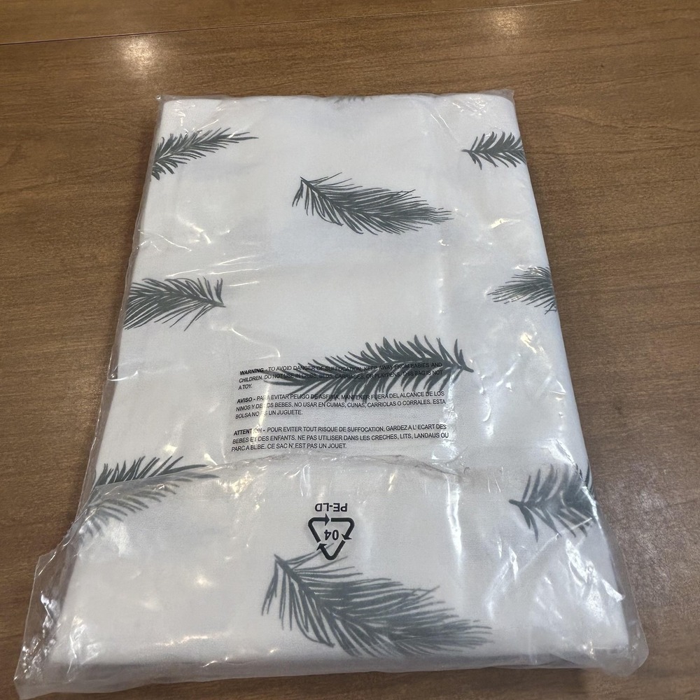 Garnet Hill Standard Set Of Pillowcases Pine White Flannel Cotton Bedding New